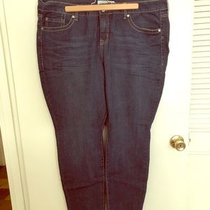 Straight Leg Jeans, NEW